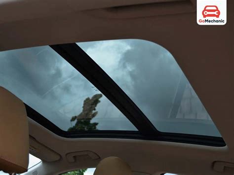 Sunroof Vs Moonroof Key Differences Explained