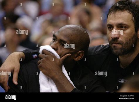 Kings Chris Webber Vlade Divac Hi Res Stock Photography And Images Alamy