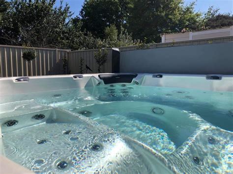 Affordable Spas Portable Spas Swim Spas Spa Pools And Hot Tubs