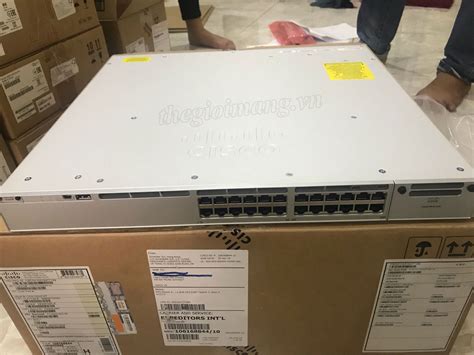 C9300 24u E Catalyst 9300 24 Port Upoe 830w Network Essentials