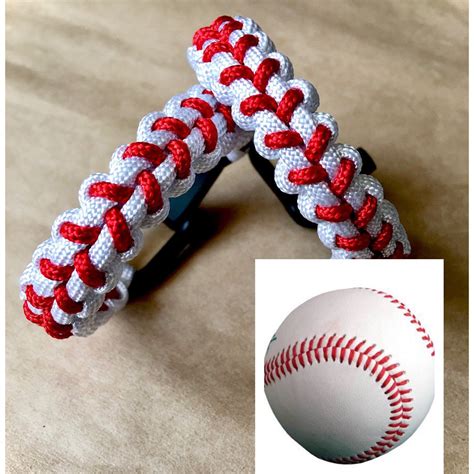 Baseball Themed Paracord Bracelet Pulsera de béisbol Pulsera de