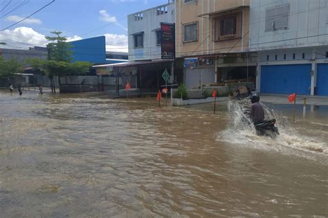 Atasi Banjir Di Pekanbaru Pemerintah Alokasikan Anggaran Miliaran