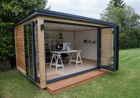 Bureau de jardin en bois La clé d un design discret et élégant