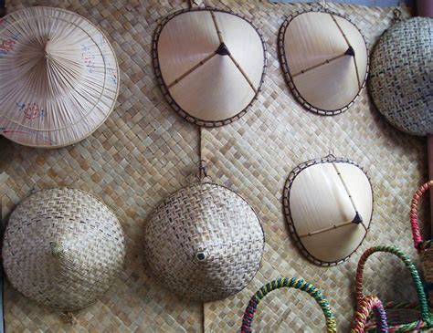 Traditional Philippine Salakot: Must-buy Souvenir in Manila | Travelvui