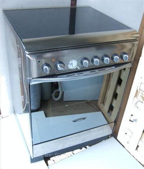 Cuisinière Ariston C659 Xpf Inox 5 Foyers Gaz Carnoux en Provence 13470