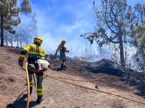 El Fuego De La Palma Se Reactiva En La Parte Alta De Tijarafe Efe