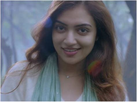 Nazriya Nazim's Comeback Movie Koode Video Song | Aararo Video Song - Filmibeat