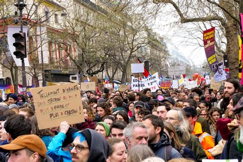 Mathilde Panot On Twitter La Censure Populaire D Ferle Ils Nont