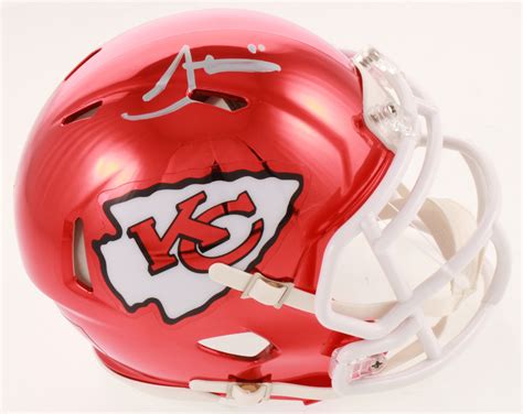 Tyreek Hill Signed Chiefs Chrome Speed Mini Helmet (JSA COA) | Pristine ...