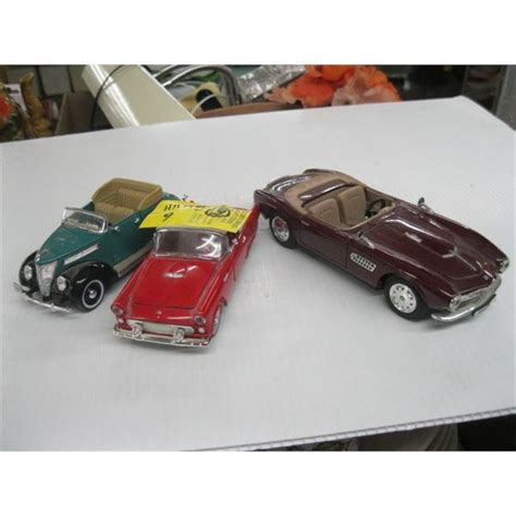 3 DIECAST CARS