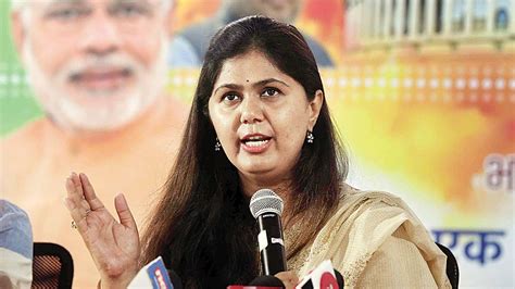 Pankaja Munde Speaks About Karuna Munde Incident