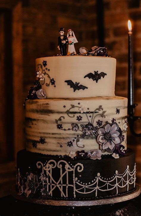 Las Vegas Travel Photographer Themed Wedding Cakes Halloween Themed