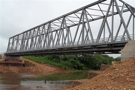 Kendal Bridge Belize — Waagner Biro Bridge Systems