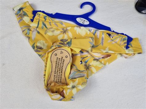 NOV Sa Etiketom Julia Kupaci Kostim Bikini Kupindo 75375629