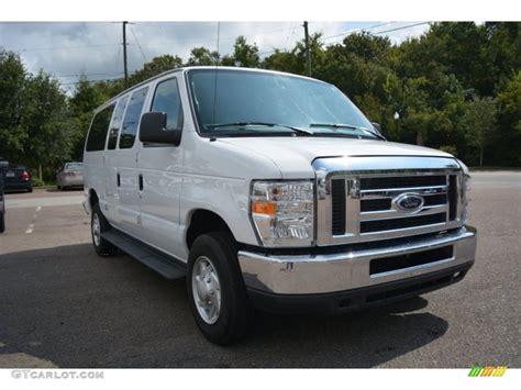 Oxford White Ford E Series Van E Xlt Passenger Van