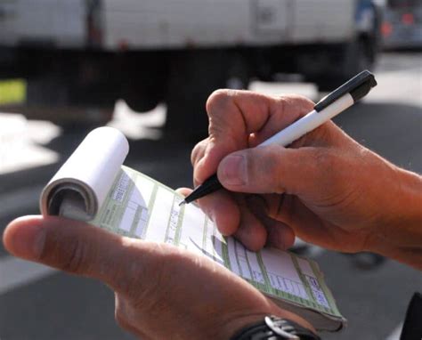 cómo saber si un auto tiene multas Auto Outlet