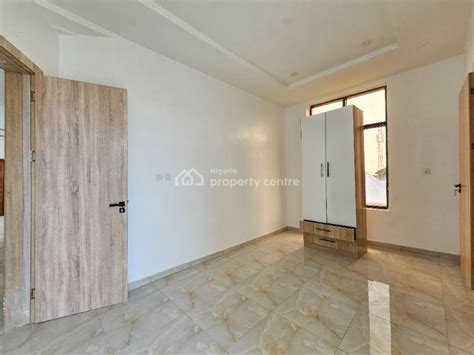 For Sale Tastefully Finished And Spacious Bedroom Apartment Chevron