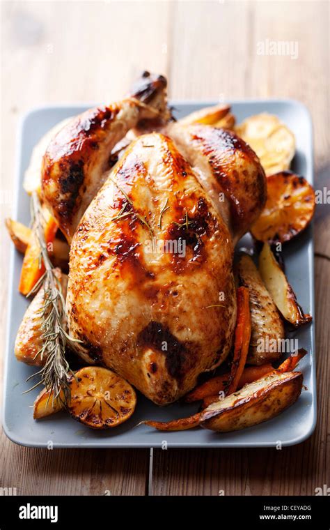 Whole Roasted Chicken Stock Photo Alamy