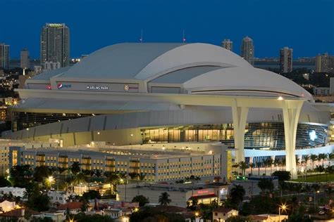 Miami Marlins Stadium Game Day and Events Parking - CurbFlip