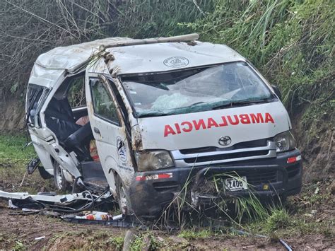 Chofer de ambulancia accidentada Yo no venía rápido Perdí el control