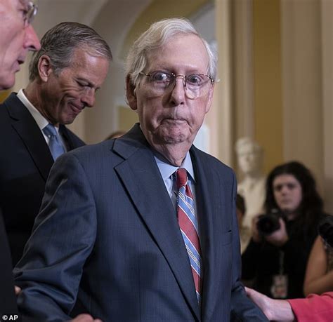 Mitch McConnell Freezes Again Republican Senator 81 Sparks Health