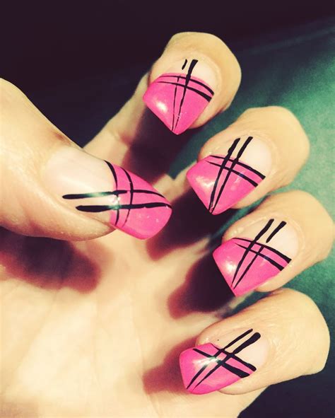 Pink Black Stripped Nail Art Stripped Nails Naila Pink Black Art