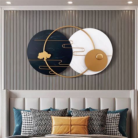 Modern Round Metal Wall Decor Geometric Decorative Wall Art In White