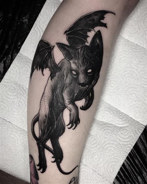 Bat Tattoo, Fire Tattoo, Leg Tattoos, Black Tattoos, Tattoo Drawings, Body Art Tattoos, Small ...