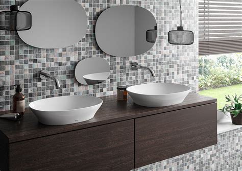 Washbasins Toto Europe