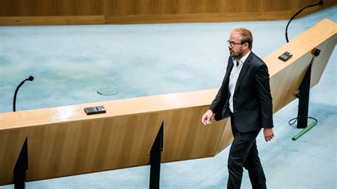 Sanctie Tegen Oud Kamerlid Gijs Van Dijk Vernietigd Door