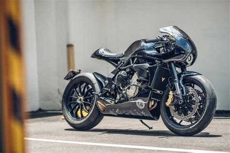 One Hand Made MV Agusta Brutale Return Of The Cafe Racers Cafe