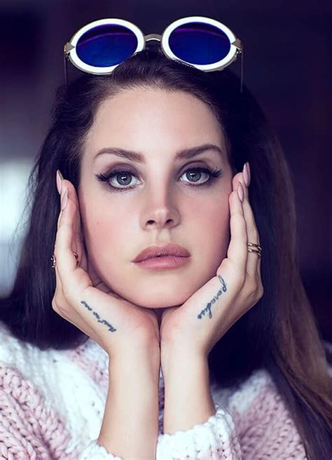 As Tatuagens Da Lana Del Rey Tem Meu Tamanho Lana Del Rey Lana Del