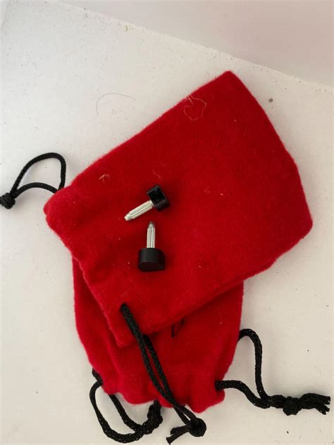 Christian Louboutin Nude Patent Calf Pigalle 100mm Pumps Hardly Ever Worn It