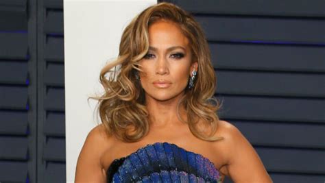 J Lo S Latest Bikini Photo Has The Internet Going Crazy IHeart