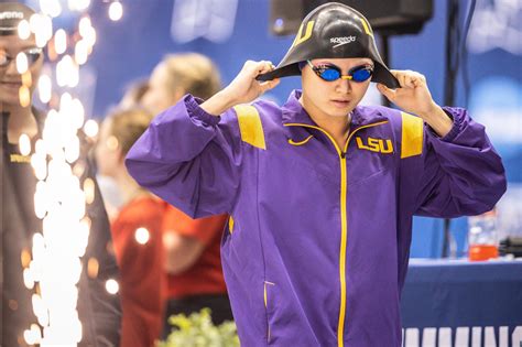 Maggie MacNeil Will Stay At LSU To Train For The Paris 2024 Olympics