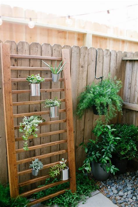 DIY Vertical Garden: Easy Succulent Wall Planter — Sugar & Cloth