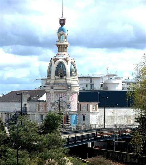 Nantes La Tour Lu Un Lieu Unique