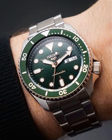 [seiko 5 Sports] New Green Dial R Watches