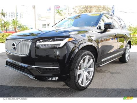 Onyx Black Metallic Volvo Xc T Awd Exterior Photo