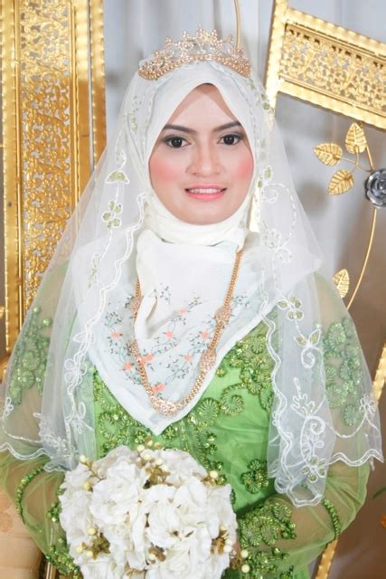 18 Inspirasi Modis Make Up Natural Pengantin Muslimah