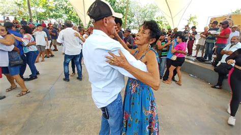 Forr P De Serra Quente E Arrochado Cultura Na Pra A E Shom Em