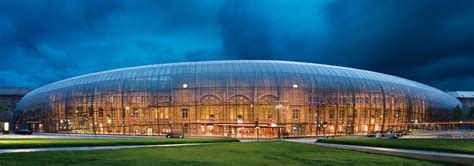 Strasbourg railway station, France: steel-glass design - seele