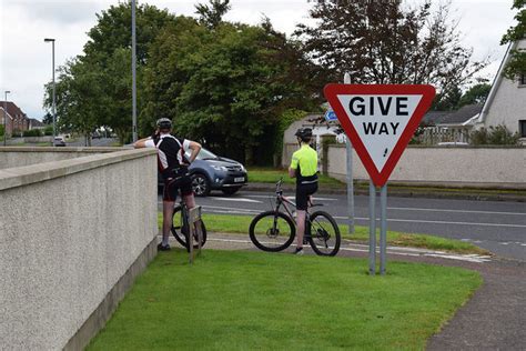 Cyclists Waterside Coleraine © Kenneth Allen Cc By Sa20 Geograph