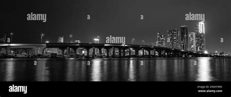 Miami Florida Usa Skyline On Biscayne Bay City Night Backgrounds