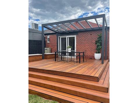 Alternative Outdoor Decking and Flooring Options | Composite Decking