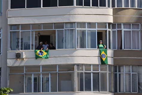 Veja Imagens Do Ato De Bolsonaro Em Copacabana No Rio Not Cias Do Brasil