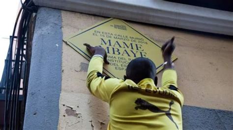 V Ctima Del Racismo Institucional La Pol Mica Placa En Memoria De