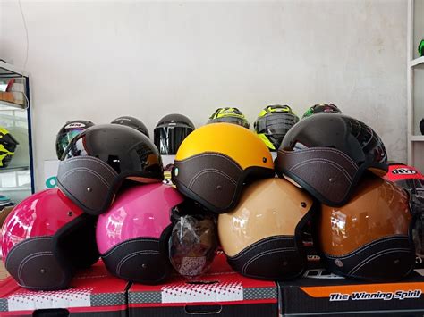 10 Toko Helm Rekomendasi Di Banyumas Ulastempat