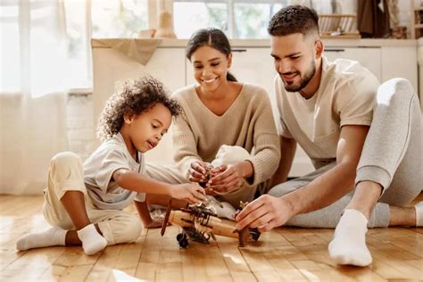 Brincadeiras Em Fam Lia Benef Cios Ao Desenvolvimento Infantil