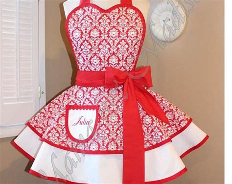 Custom And Cute Apron Collection By Mamamadison On Etsy Cute Aprons